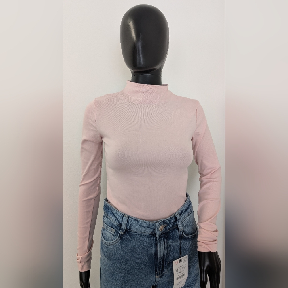 ZARA - Elegant Pink Women's Top (XS/S)